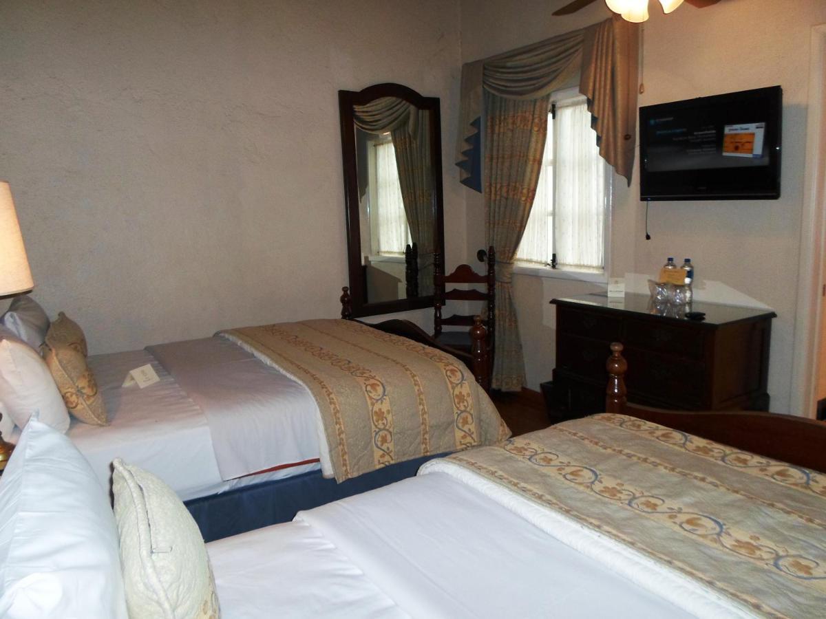 Virrey De Mendoza Hotel Morelia Cameră foto